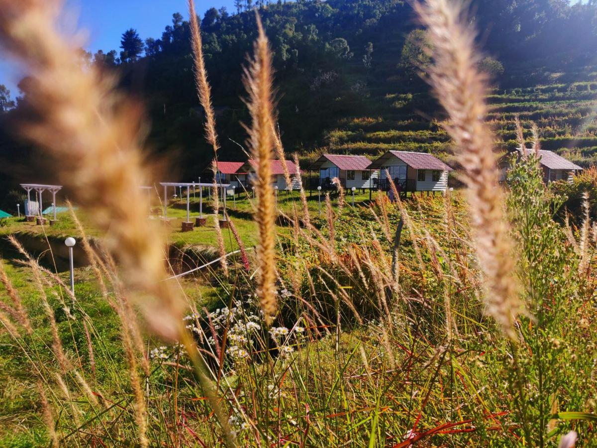 The Hillside Cottages Канатал Екстер'єр фото